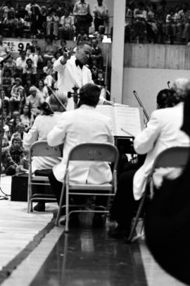 Minnesota Orchestra performs at Halenbeck Hall (1965), Lemonade Concert and Art Fair, St. Cloud State University