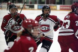 Women's hockey vs. University of Wisconsin, St. Cloud State University