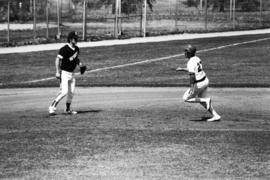 Scott Mansch runs during a St. Cloud State University baseball game against the University of Minnesota-Duluth