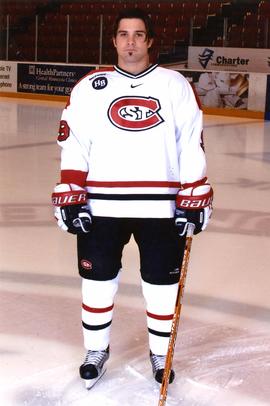 Hockey player Bille Luger, St. Cloud State University