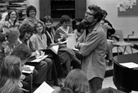 Stephen Fuller teaches a music class, St. Cloud State University