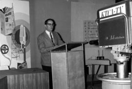 William Donnelly teaches a television class, St. Cloud State University