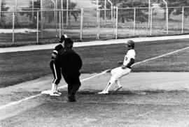 Jim Eisenreich runs to third base during a St. Cloud State University baseball game