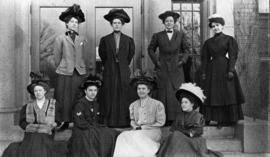 Women pose together in front of Lawrence Hall (1905), St. Cloud State University