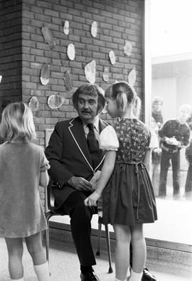 Bob Keeshan, better known as Captain Kangaroo, meets children at Garvey Commons (1962), St. Cloud State University