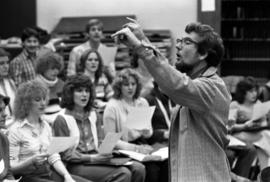 Stephen Fuller teaches a music class, St. Cloud State University