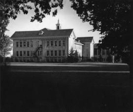 Riverview (1913), exterior, St. Cloud State University